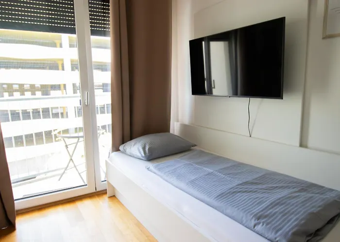 MyRoom - Top Serviced